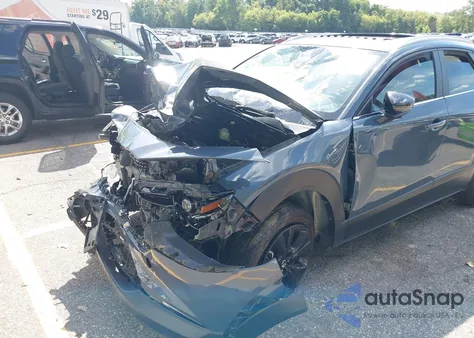 2024 Mazda Cx-30 2.5 S Carbon Edition z USA, uszkodzony, nr VIN 3MVDMBCM7RM647584